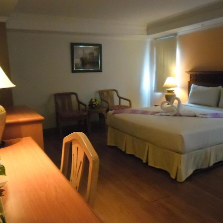 Hatyai Paradise Hotel Hatjaj Kültér fotó